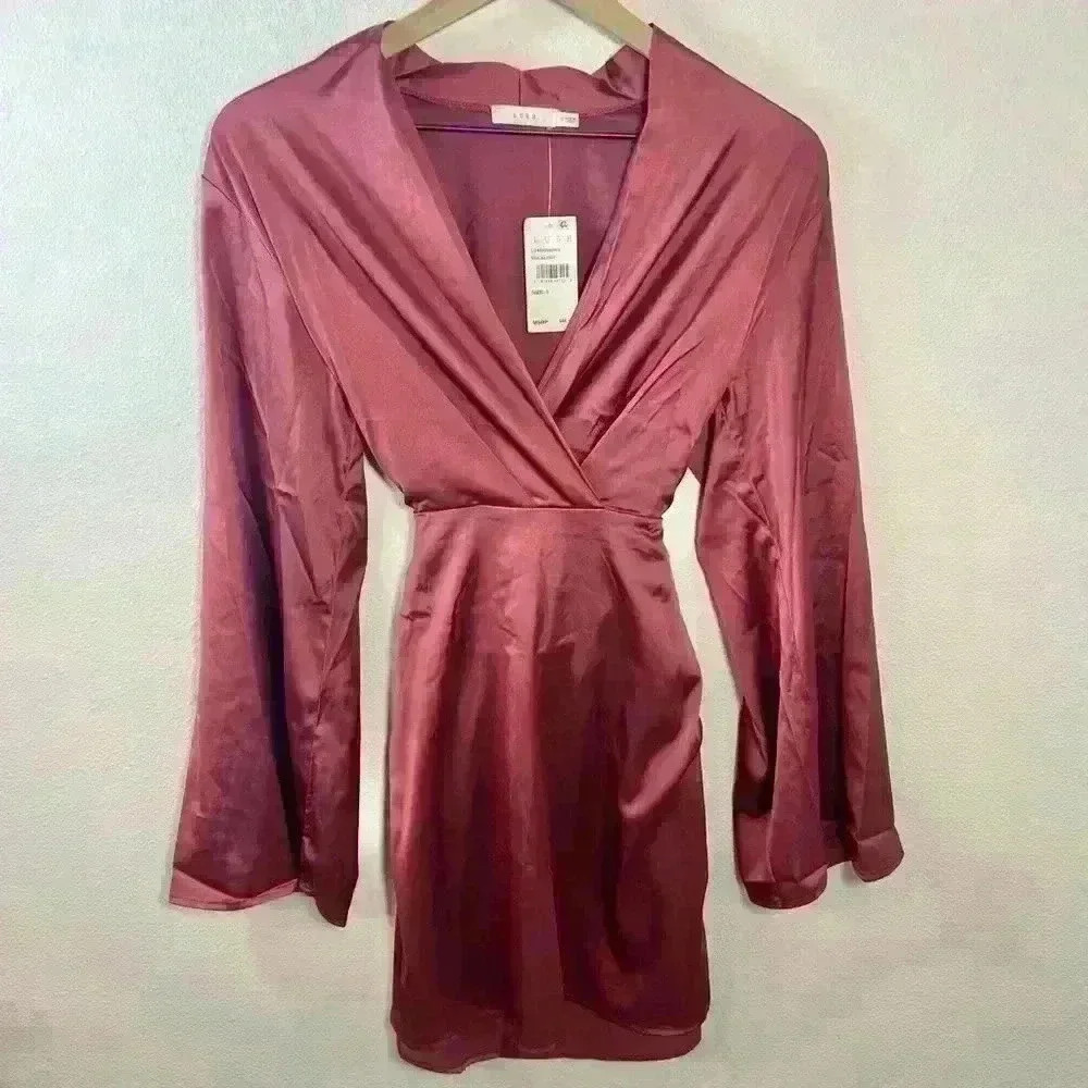 NWT LUSH Long Bell Sleeve Tie Waist Silky Minidress in Mulberry Size Small - Picture 2 of 8